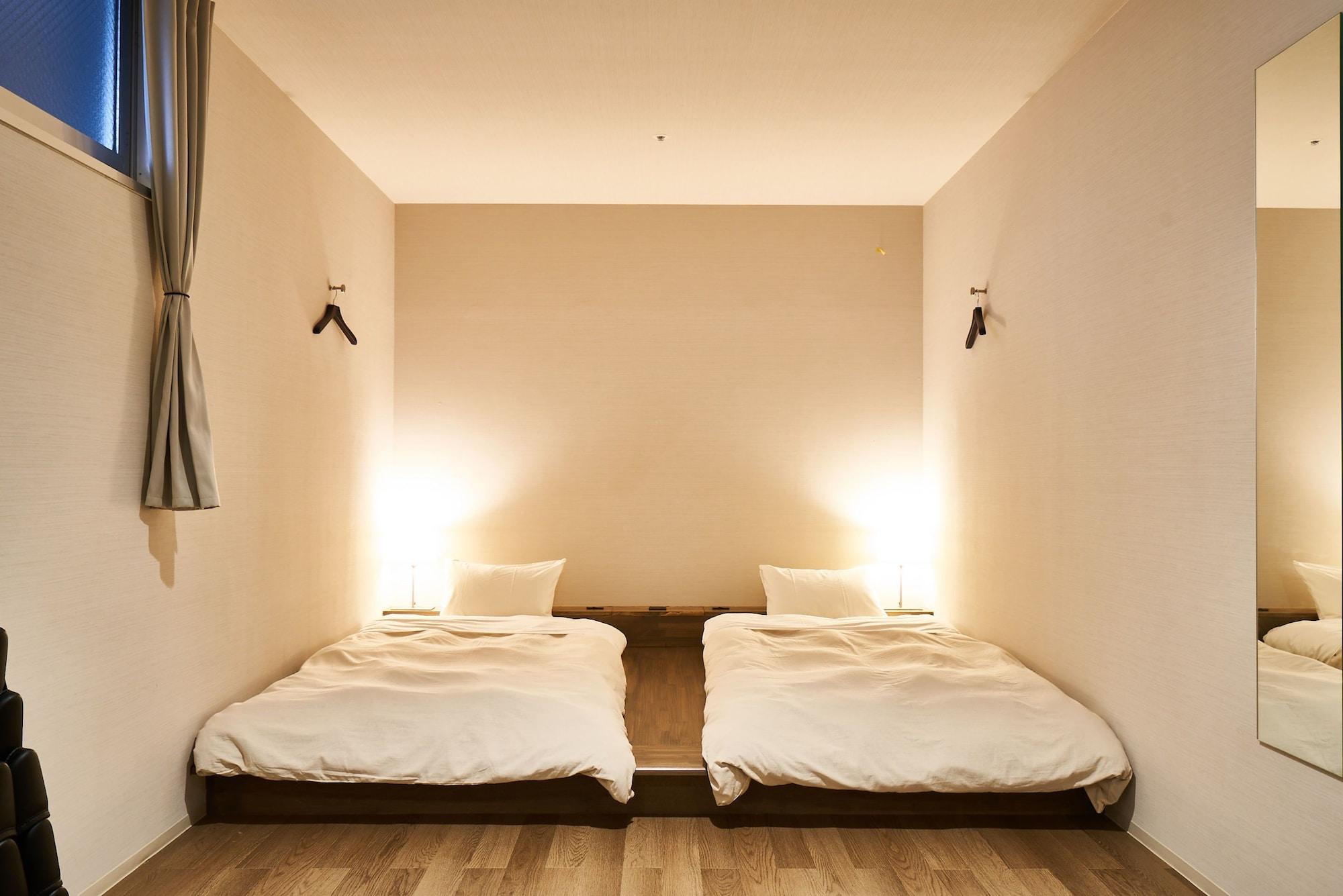&And Hostel Hommachi East Osaka Exterior photo