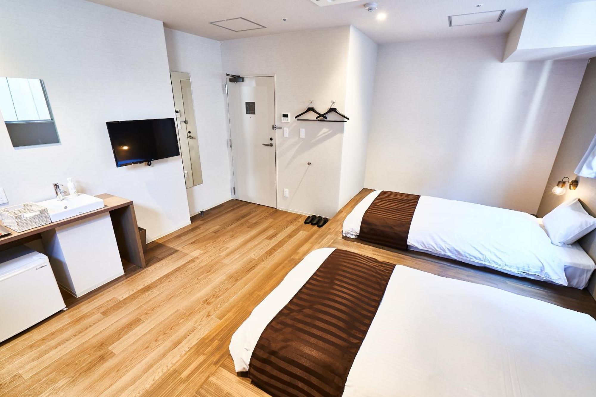 &And Hostel Hommachi East Osaka Room photo